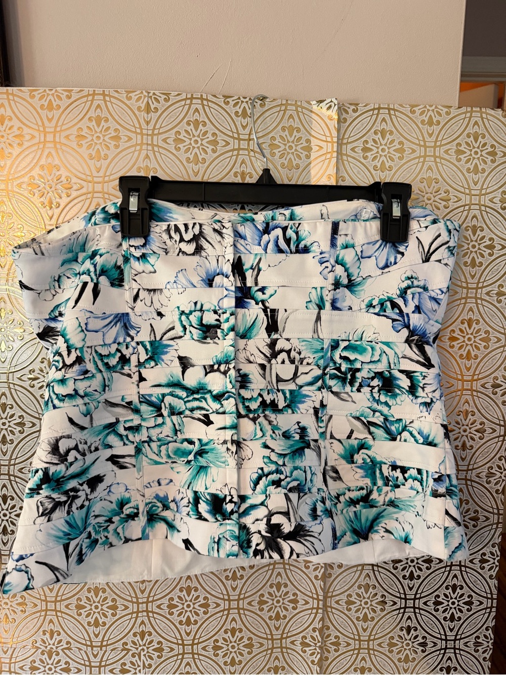 White House Black Market Black & White Strapless Bustier Top - Picture 3 of 7